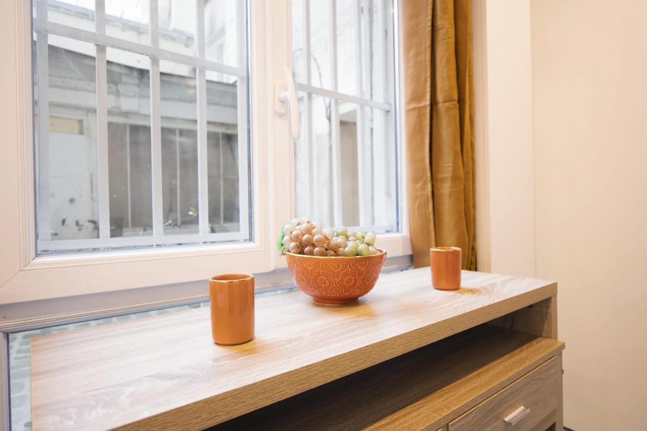 Guestready - Studio With Jacuzzi In The 10 Th Paris Exterior photo